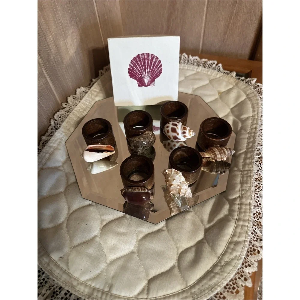 Set 6 Seashell and Wood Napkin Rings Nautical Coastal Decor Vintage Wooden w/Box